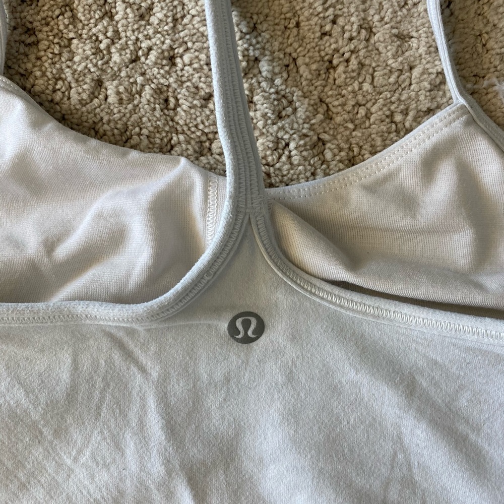 Lululemon white tank.